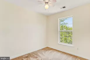 6423 Katherine Ann Ln, Springfield, VA 22150 - Photo 7
