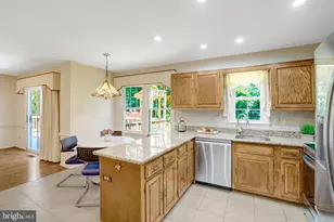 3124 Glen Carlyn Rd, Falls Church, VA 22041 - Photo 17