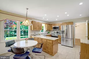 3124 Glen Carlyn Rd, Falls Church, VA 22041 - Photo 11