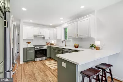 5301 Pommeroy Drive, Fairfax, VA 22032 - Photo 11
