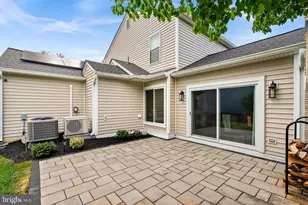 1323 Stourhead Ct, Herndon, VA 20170 - Photo 35