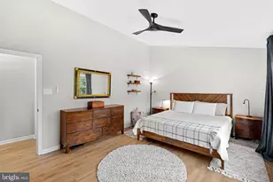 1323 Stourhead Ct, Herndon, VA 20170 - Photo 21