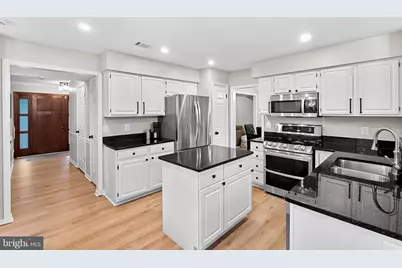 1323 Stourhead Court, Herndon, VA 20170 - Photo 17