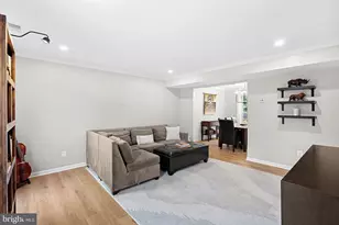 1323 Stourhead Ct, Herndon, VA 20170 - Photo 5