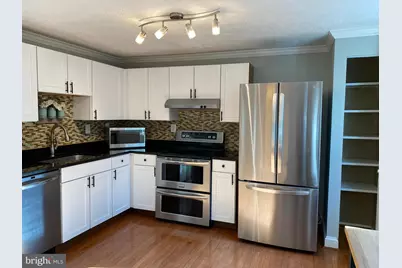 1666 Barnstead Drive, Reston, VA 20194 - Photo 17