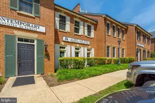 10525 Braddock Rd, Fairfax, VA 22032 - Photo 1