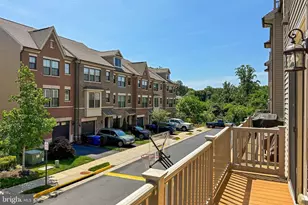 3698 Ambrose Hills Rd, Falls Church, VA 22041 - Photo 5