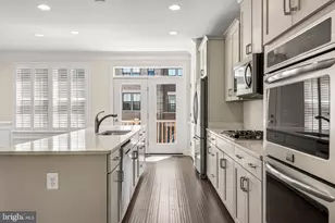 3698 Ambrose Hills Rd, Falls Church, VA 22041 - Photo 21