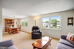 12842 Fantasia Dr, Herndon, VA 20170 - Photo 17