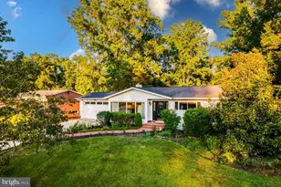 8809 Gateshead Rd, Alexandria, VA 22309 - Photo 13