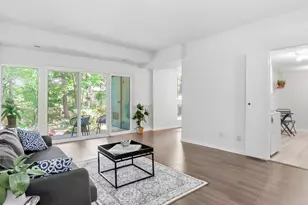 11809 Breton Ct, Reston, VA 20191 - Photo 5