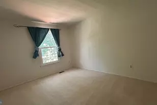 10603 Reed's Landing Cir, Burke, VA 22015 - Photo 21