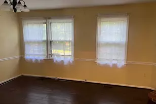 367 Linden Ct, Herndon, VA 20170 - Photo 3