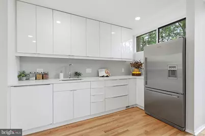 11510 Maple Ridge Road, Reston, VA 20190 - Photo 17