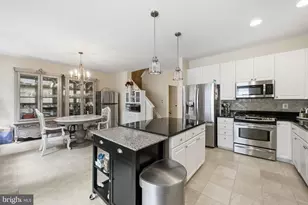 4118 Brookgreen Dr, Fairfax, VA 22033 - Photo 5