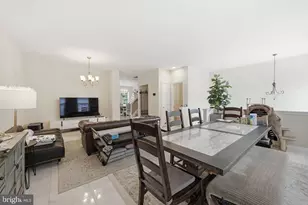 4118 Brookgreen Dr, Fairfax, VA 22033 - Photo 3