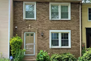 2814 Raymond Ct, Falls Church, VA 22042 - Photo 1