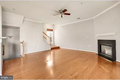 13038 Cabin Creek Road #13038, Herndon, VA 20171 - Photo 5