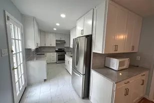 13524 Ellendale Dr, Chantilly, VA 20151 - Photo 7