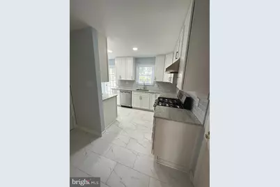 13524 Ellendale Drive, Chantilly, VA 20151 - Photo 5