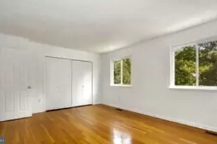 1415 Greenmont Ct, Reston, VA 20190 - Photo 15