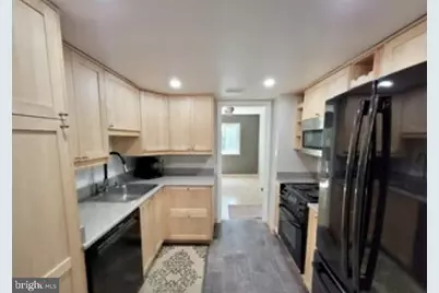 1415 Greenmont Court, Reston, VA 20190 - Photo 13