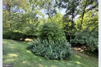 1415 Greenmont Court, Reston, VA 20190 - Photo 25