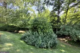 1415 Greenmont Ct, Reston, VA 20190 - Photo 25