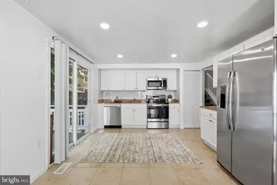2240 Sanibel Drive, Reston, VA 20191 - Photo 9