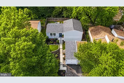 2240 Sanibel Drive, Reston, VA 20191 - Photo 3