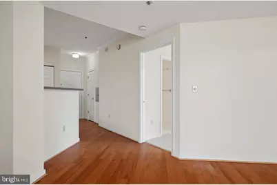 1625 International Drive #316, McLean, VA 22102 - Photo 5