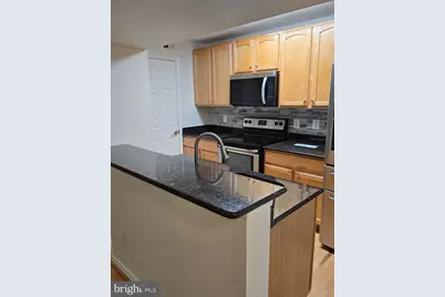 3900 Penderview Drive #1426, Fairfax, VA 22033 - Photo 7