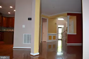 8560 Barrow Furnace Ln, Lorton, VA 22079 - Photo 9