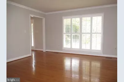 8201 Hensley Court, Alexandria, VA 22308 - Photo 5
