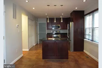 8201 Hensley Court, Alexandria, VA 22308 - Photo 9