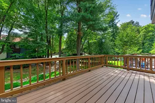 2031 Sarazen Pl, Reston, VA 20191 - Photo 23
