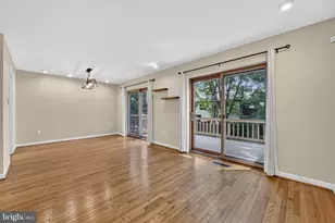 2031 Sarazen Pl, Reston, VA 20191 - Photo 3