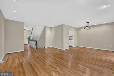 2031 Sarazen Place, Reston, VA 20191 - Photo 5