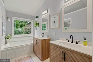 7109 Tanworth Dr, Springfield, VA 22152 - Photo 25