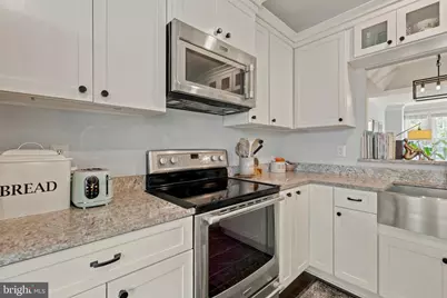 7109 Tanworth Drive, Springfield, VA 22152 - Photo 13