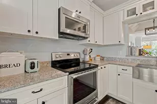 7109 Tanworth Dr, Springfield, VA 22152 - Photo 13