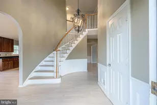 2000 Gallows Tree Ln, Vienna, VA 22182 - Photo 5