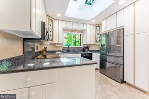 4221 Elizabeth Ln, Annandale, VA 22003 - Photo 13