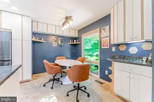4221 Elizabeth Ln, Annandale, VA 22003 - Photo 11
