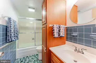 4221 Elizabeth Ln, Annandale, VA 22003 - Photo 39