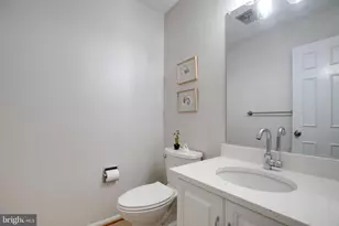 9720 Aspen Hollow Way, Fairfax, VA 22032 - Photo 11