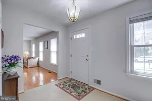 9720 Aspen Hollow Way, Fairfax, VA 22032 - Photo 3