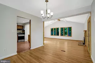 8236 Governors Ct, Alexandria, VA 22308 - Photo 9
