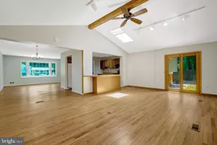 8236 Governors Ct, Alexandria, VA 22308 - Photo 11