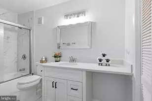 7805 Willow Point Dr, Falls Church, VA 22042 - Photo 25